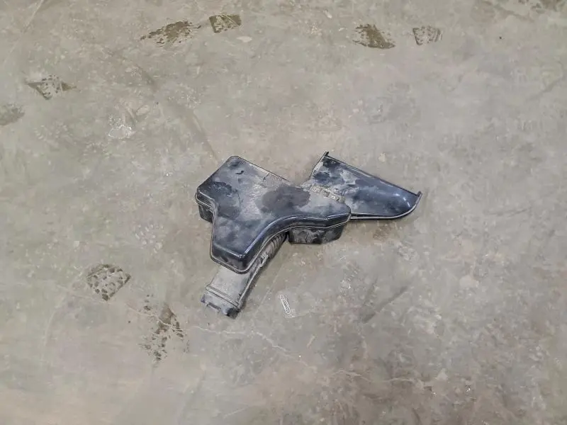 2016 MITSUBISHI OUTLANDER SE  