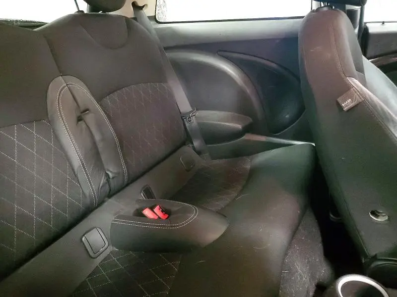 2012 MINI COOPER   