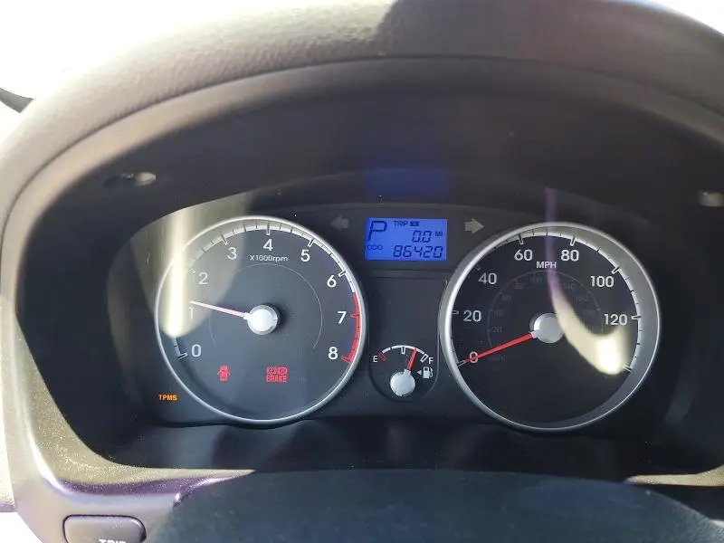 2010 HYUNDAI ACCENT GLS  