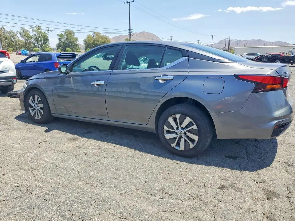 2024 NISSAN ALTIMA S  