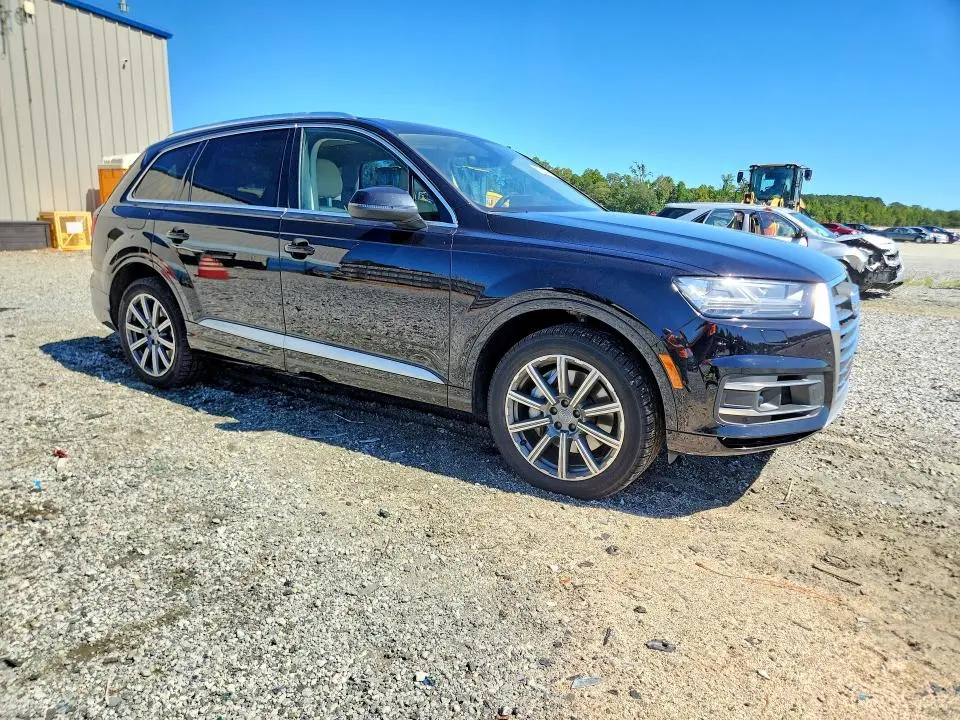 2017 AUDI Q7 PRESTIGE  