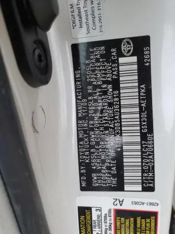 2010 TOYOTA AVALON XL  