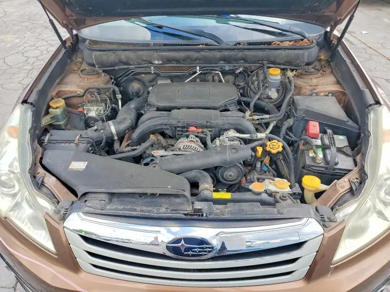 2011 SUBARU OUTBACK 2.5I LIMITED  