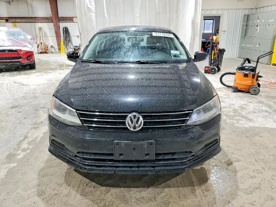 2015 VOLKSWAGEN JETTA SE  