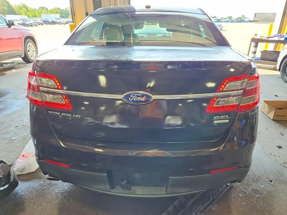 2013 FORD TAURUS SEL  