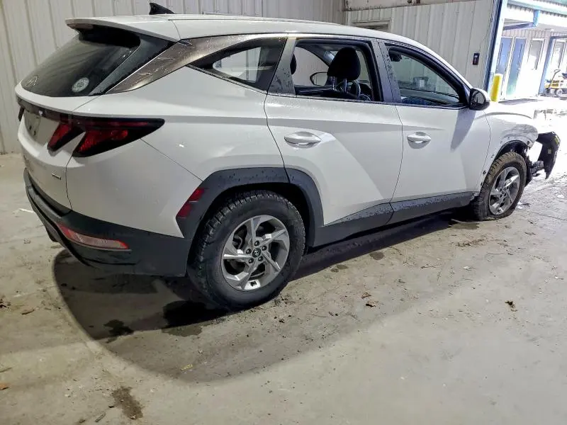2023 HYUNDAI TUCSON SE  