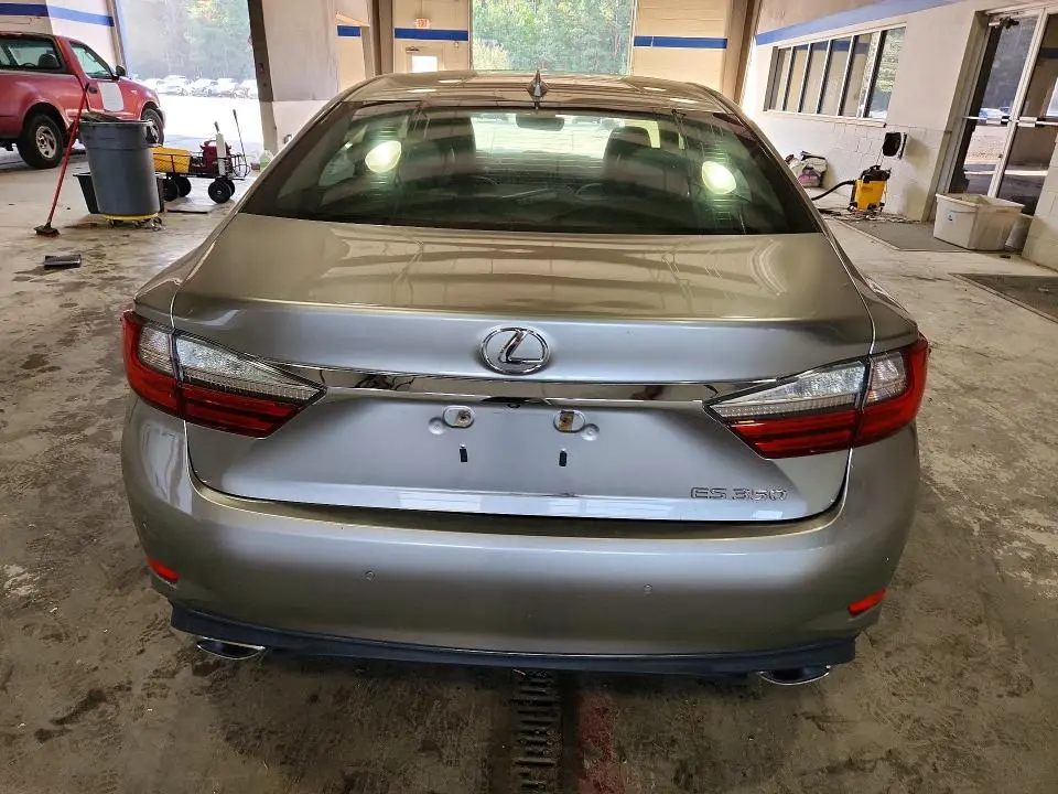 2017 LEXUS ES 350  