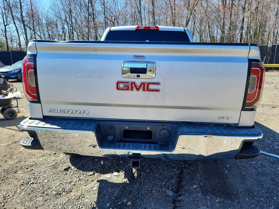 2018 GMC SIERRA K1500 SLT  