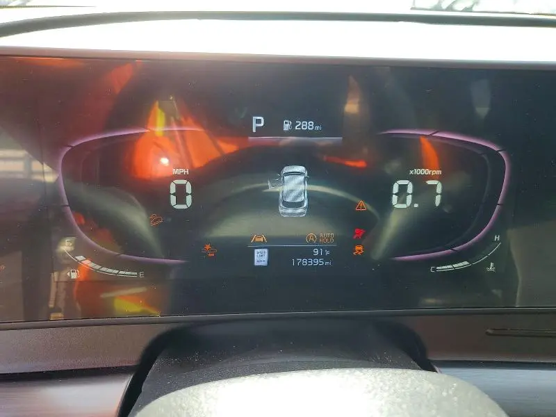 2023 KIA SPORTAGE EX  