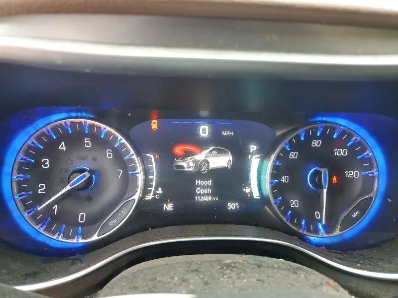 2017 CHRYSLER PACIFICA LIMITED  