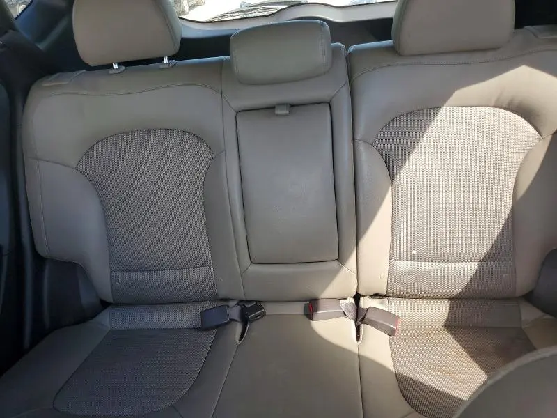 2015 HYUNDAI TUCSON SE  