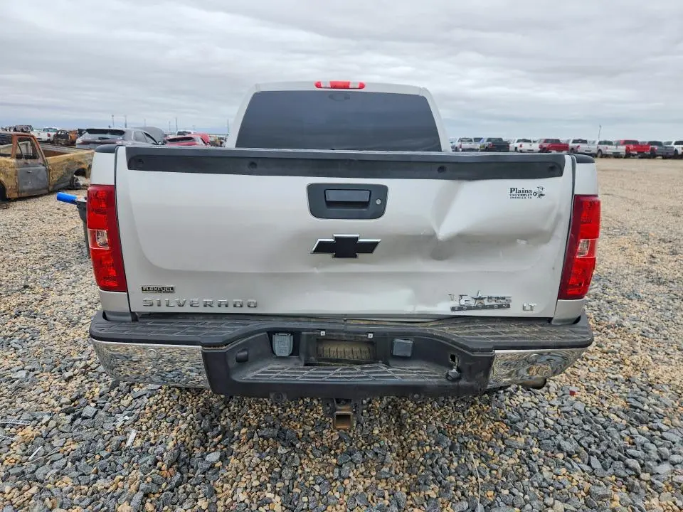 2011 CHEVROLET SILVERADO2   