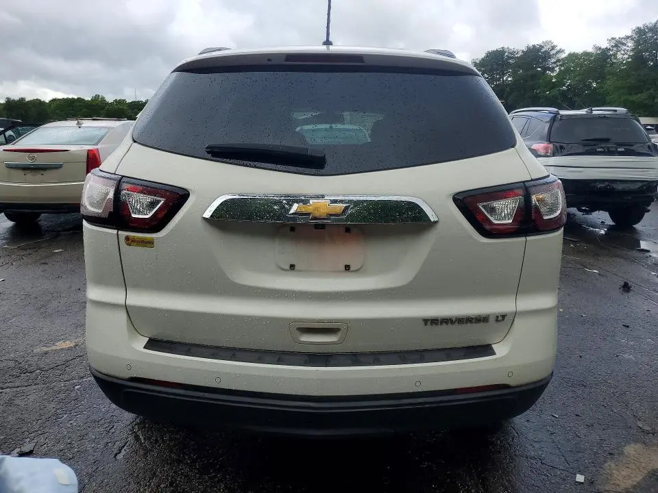 2015 CHEVROLET TRAVERSE LT  