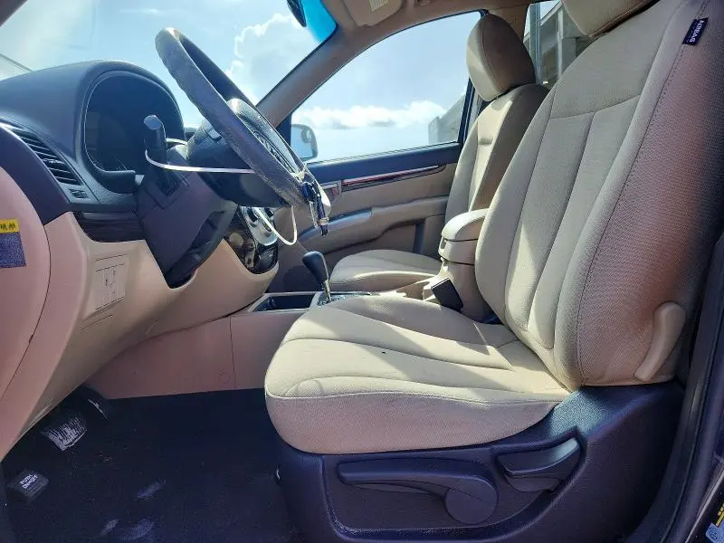 2011 HYUNDAI SANTA FE GLS  