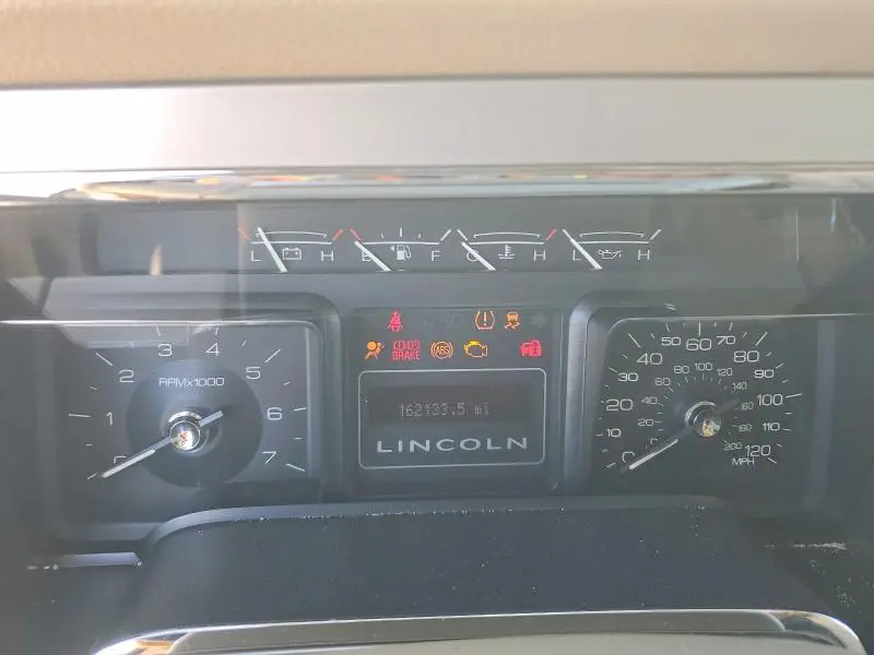 2010 LINCOLN NAVIGATOR   