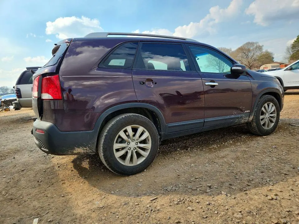 2011 KIA SORENTO   