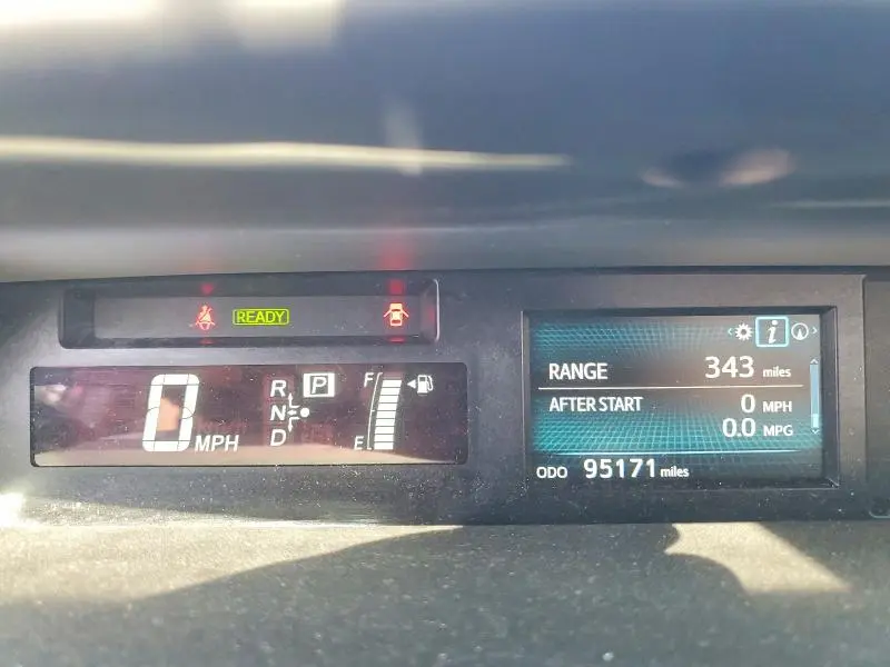 2015 TOYOTA PRIUS V FOUR  