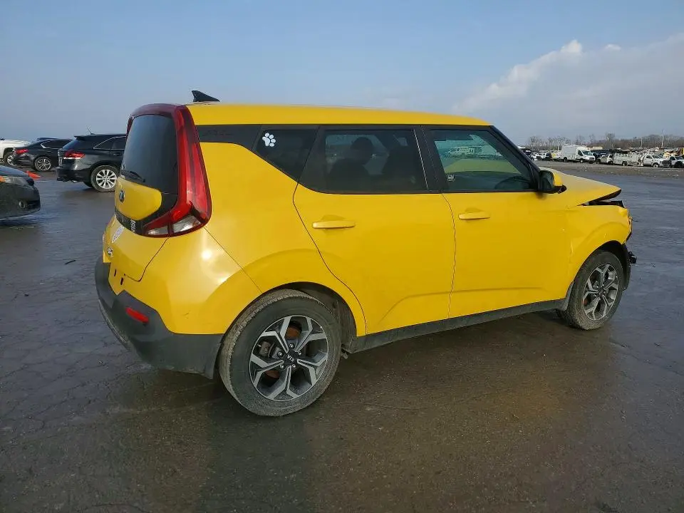 2020 KIA SOUL LX  