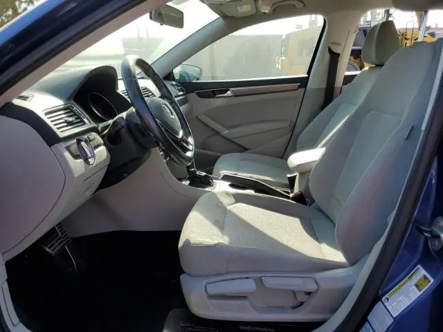 2016 VOLKSWAGEN PASSAT S  