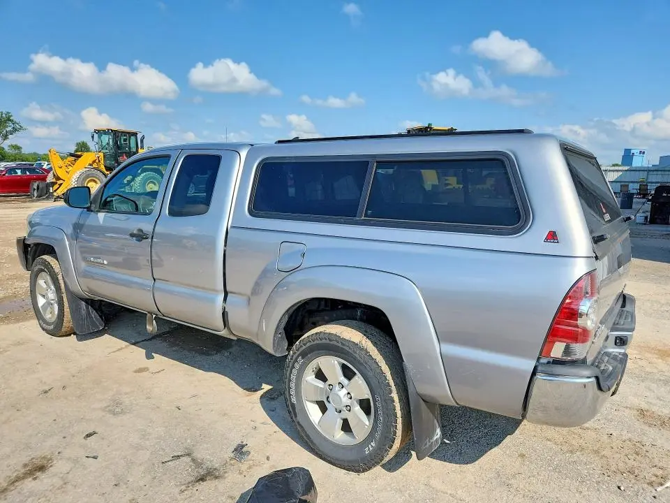 2014 TOYOTA TACOMA V6  