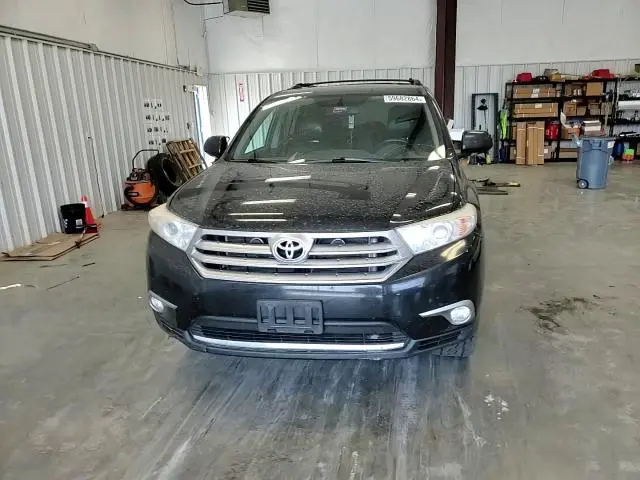 2013 TOYOTA HIGHLANDER LIMITED  