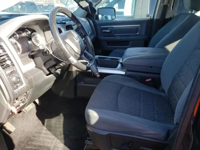 2016 RAM 1500 SLT