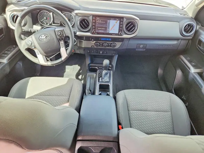 2022 TOYOTA TACOMA SR5 V6  