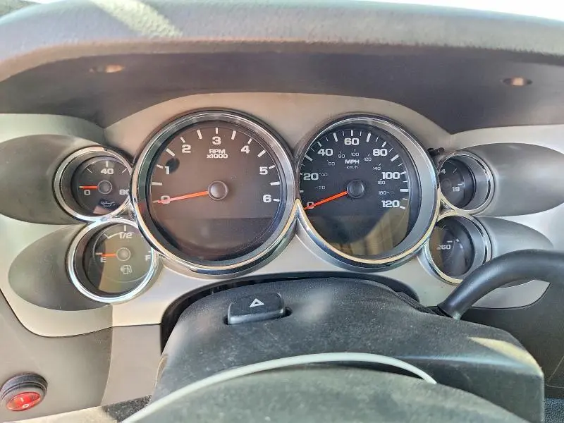 2011 CHEVROLET SILVERADO K1500 LT  