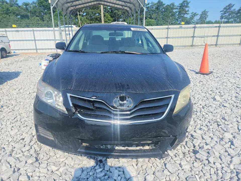 2011 TOYOTA CAMRY LE  
