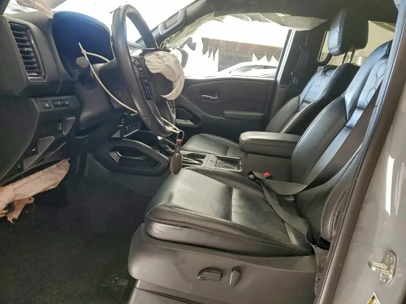 2022 NISSAN FRONTIER S  