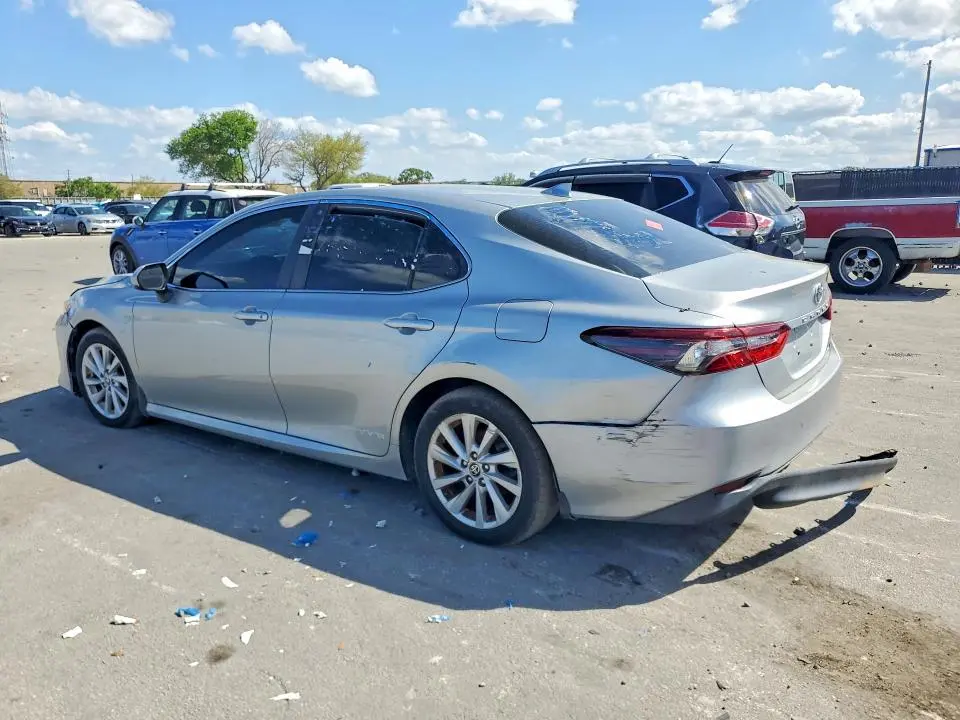 2021 TOYOTA CAMRY LE  