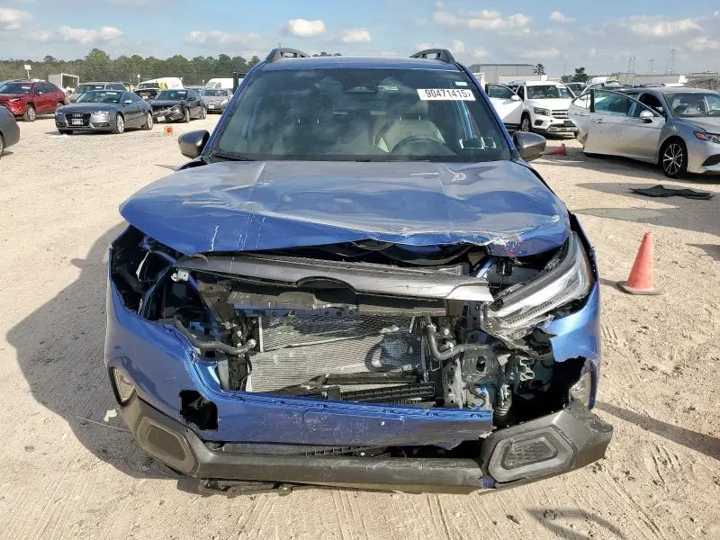 2025 SUBARU FORESTER LIMITED  