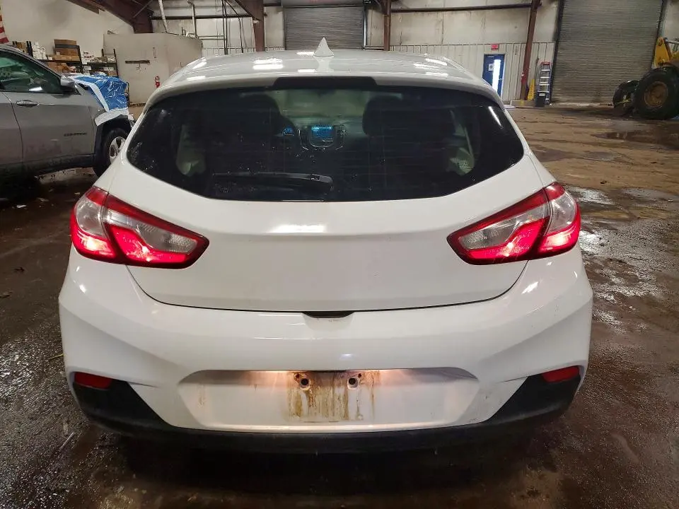 2018 CHEVROLET CRUZE LT  