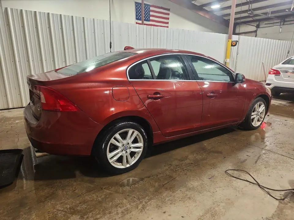 2013 VOLVO S60 T5  