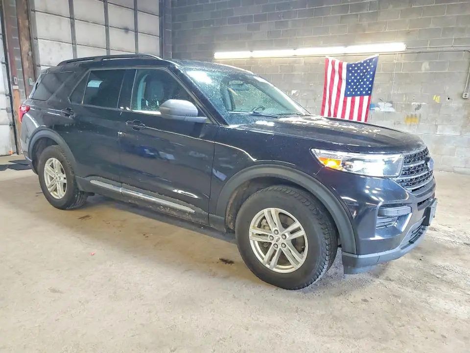 2021 FORD EXPLORER XLT  