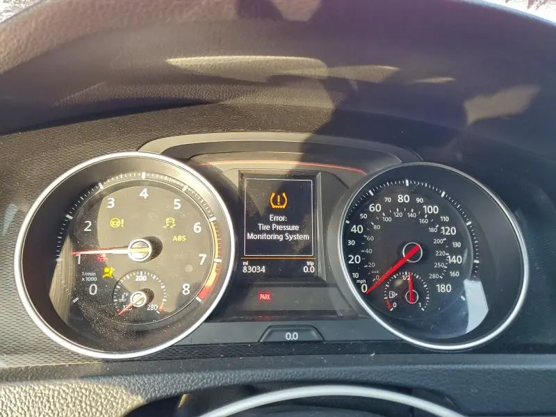 2016 VOLKSWAGEN GTI S/SE  