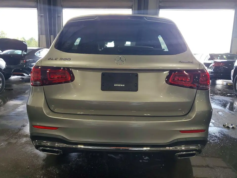2022 MERCEDES-BENZ GLC 300 4MATIC  
