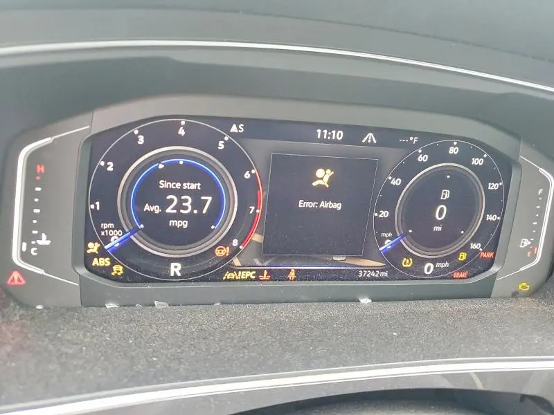 2023 VOLKSWAGEN TIGUAN SEL R-LINE BLACK  