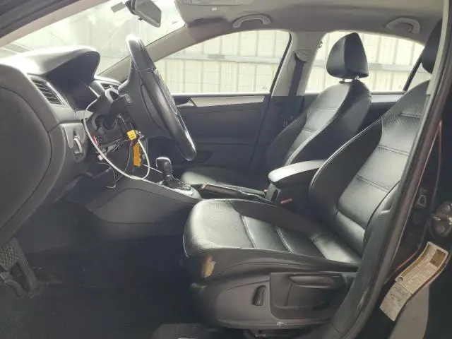 2013 VOLKSWAGEN JETTA SE  