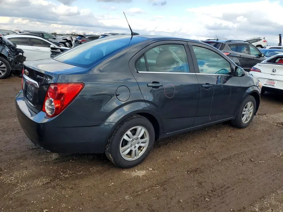 2014 CHEVROLET SONIC LT  