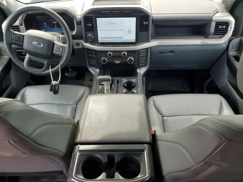 2023 FORD F150 LIGHTNING PRO  