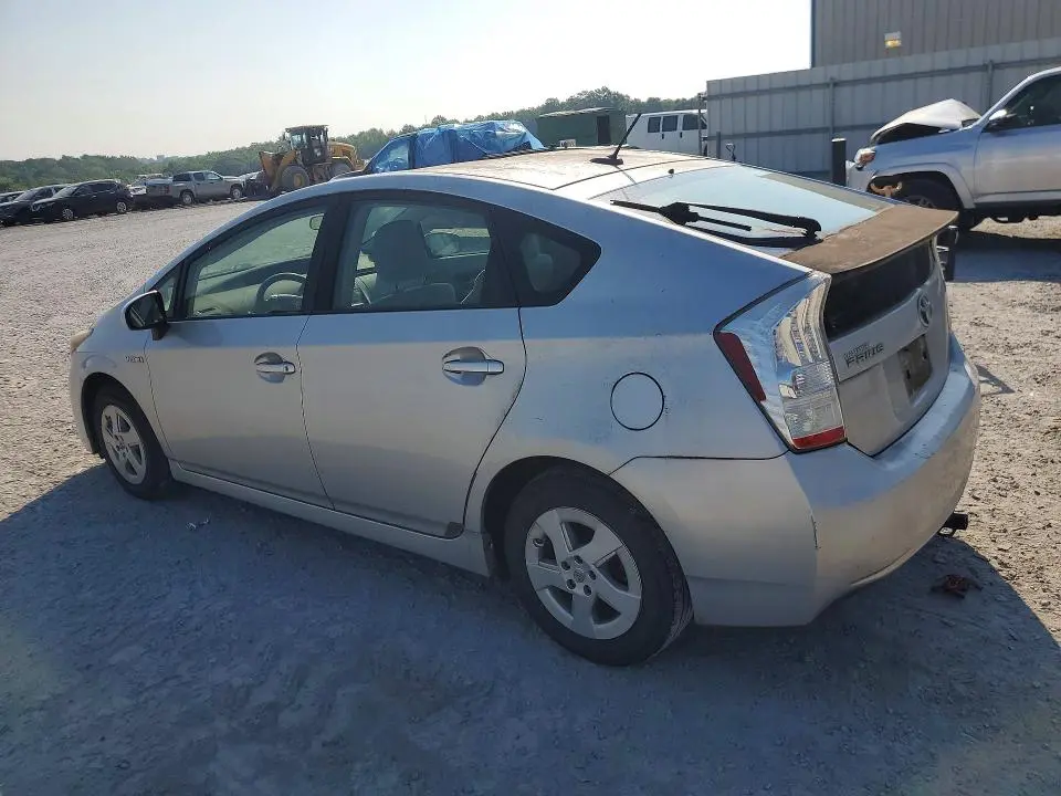 2010 TOYOTA PRIUS II  