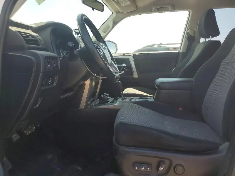 2017 TOYOTA 4RUNNER SR5  