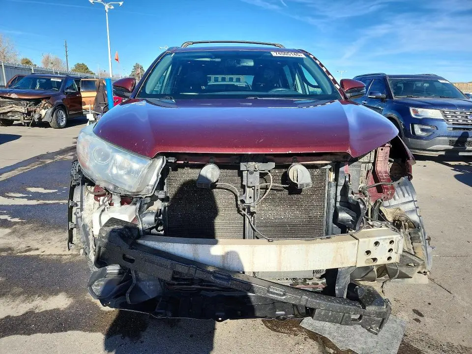 2016 TOYOTA HIGHLANDER XLE  