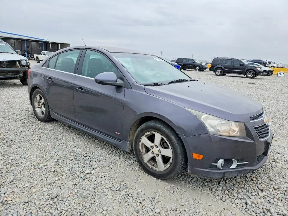 2011 CHEVROLET CRUZE LT  