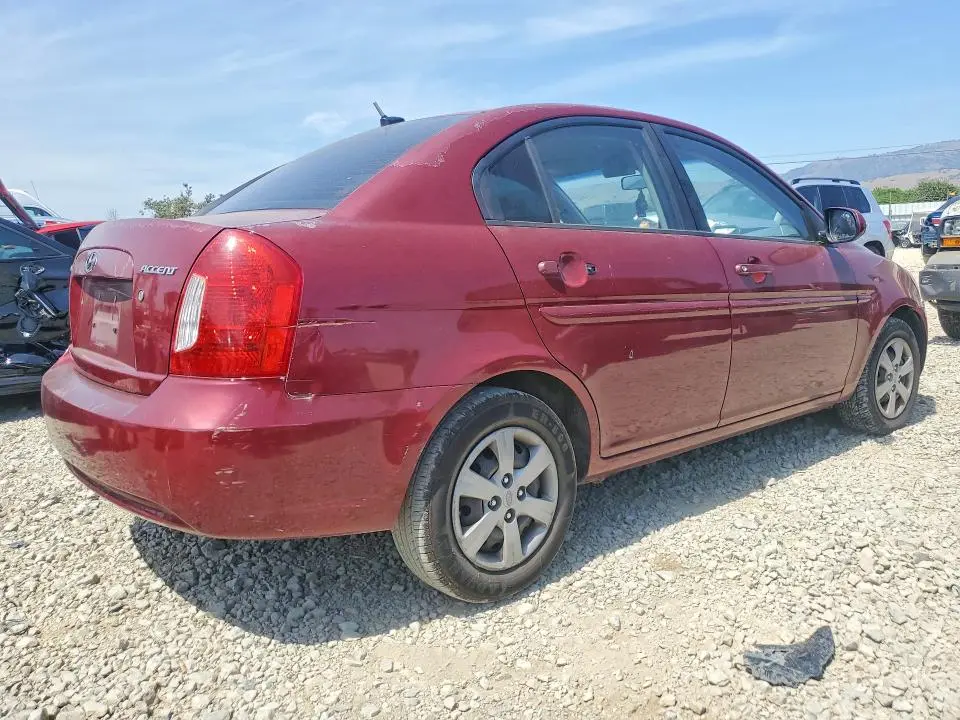 2010 HYUNDAI ACCENT GLS  