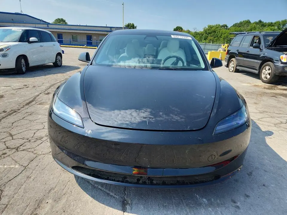 2026 TESLA MODEL 3   