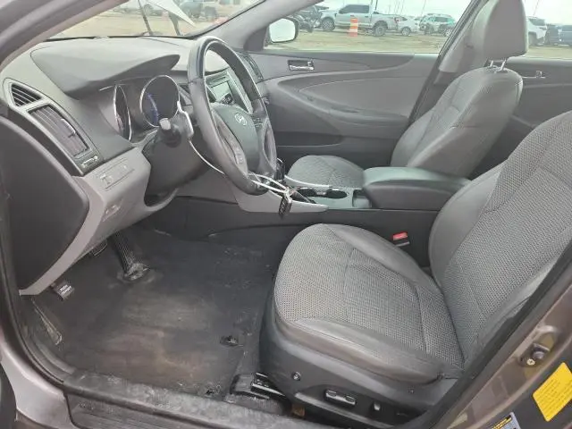 2011 HYUNDAI SONATA SE  