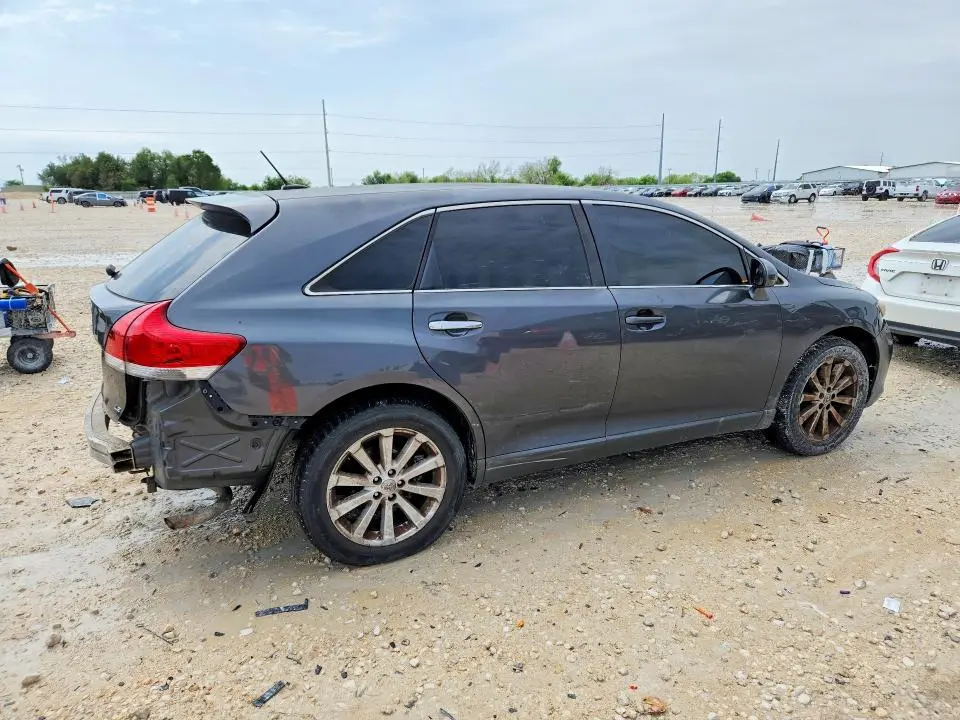 2012 TOYOTA VENZA LE  