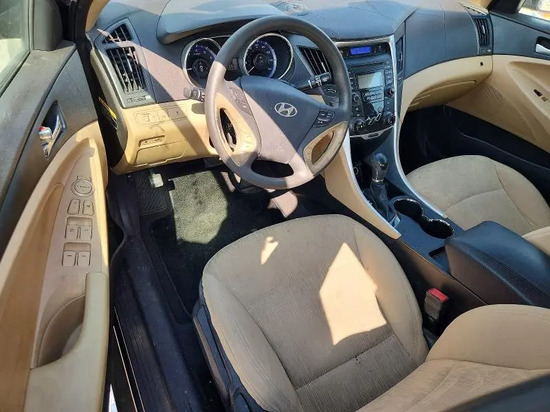 2012 HYUNDAI SONATA GLS  